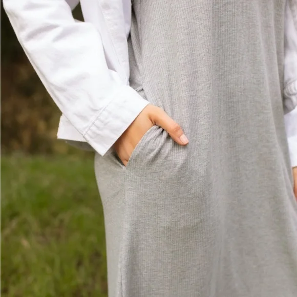 Carly Jean Los Angeles Light Gray Spaghetti Strap Maxi Dress - Picture 8 of 10